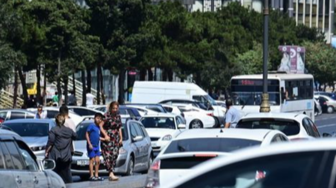 “İki dəfə eyni qaydanı pozan şəxs müvəqqəti olaraq sürücülük hüququndan məhrum edilsin” - FOTO 