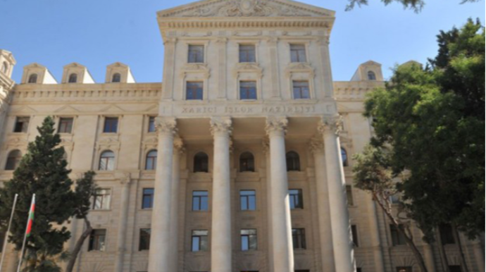 Viza üçün XİN-nə müraciət edən iraqlı qara siyahıda imiş - FOTO - YENİLƏNİB