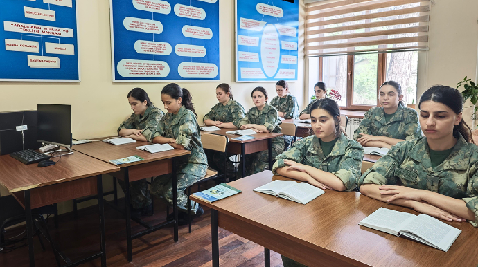 Xanımlar da hərbi həkim olacaq