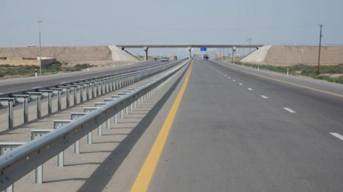 ВНИМАНИЮ  водителей: на дороге Баку - Алят - Газах  будет ограничено движение