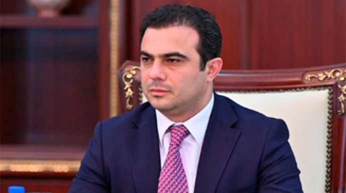 Zelenski Hikmət Cavadı ordenlə təltif etdi 