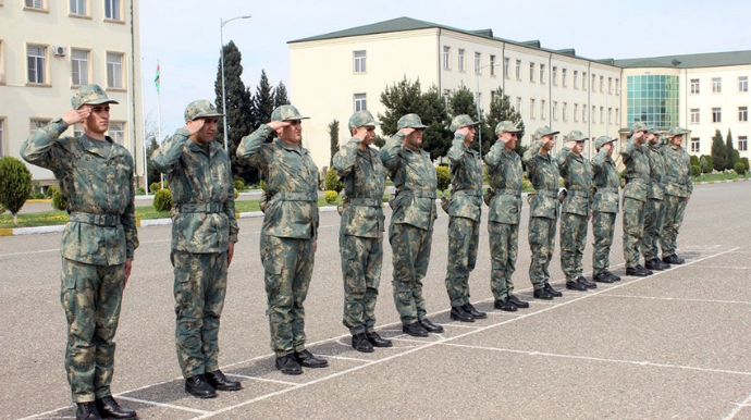 MN:  “Gənc əsgərlərlə görüş məhdudlaşdırılıb”