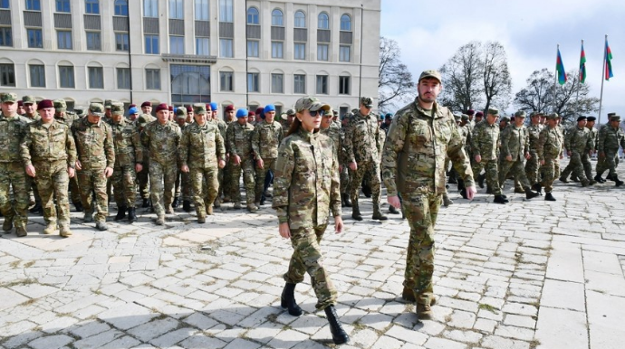 Президент Азербайджана:  Мы живем за счет собственных ресурсов, ни от кого не зависим