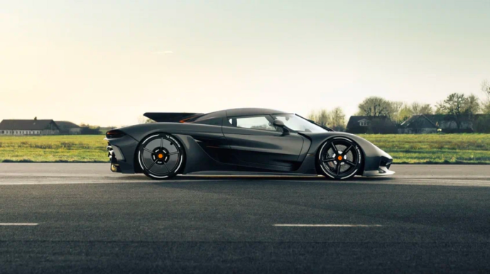 "Koenigsegg"dən  yeni sürət rekordu