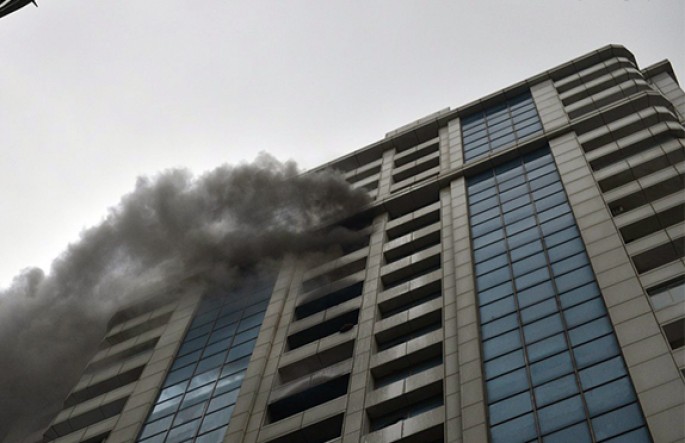 Bakıda yaşayış binası yanır – VİDEO