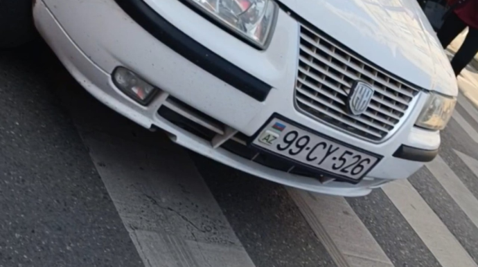 Bakıda yeniyetmə qızı maşın vurdu 