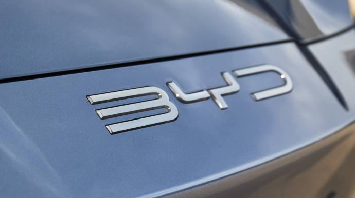 BYD tələbatın düşməsi fonunda satış planını azaltdı 