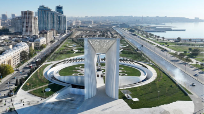 Pakistanın Baş naziri Zəfər parkını ziyarət etdi 