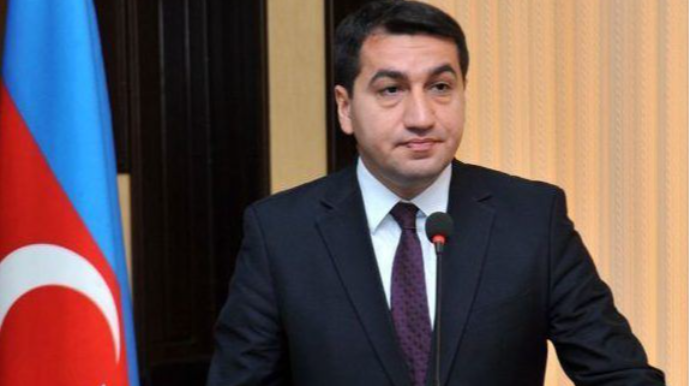 Hikmət Hacıyev jurnalist Emin İbrahimovun ölümü ilə bağlı paylaşım etdi 