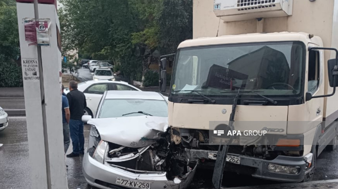 Bakıda 3 avtomobil toqquşub - FOTO 
