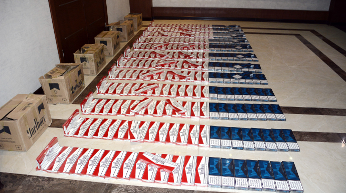 Bakıda saxlanılan şəxsin avtomobilində 60 min ədəd siqaret aşkarlanıb - FOTO - VİDEO