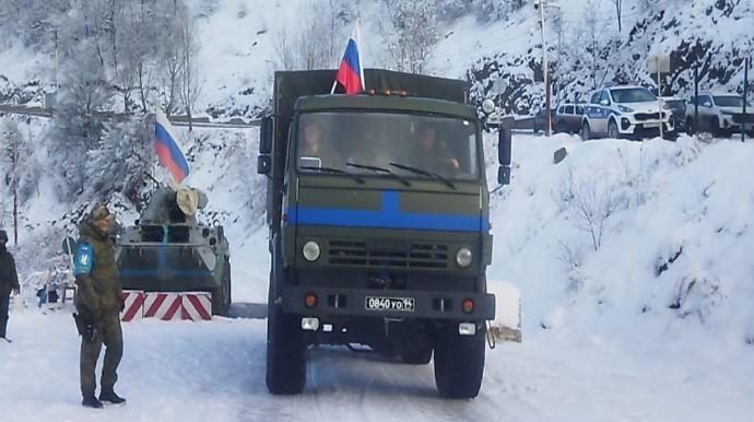 Zaxarova:  Hazırda Laçın yolundan humanitar yardım kolonu keçir