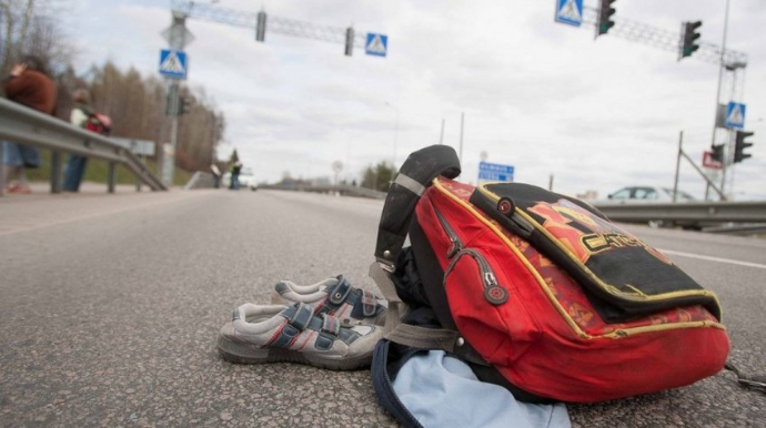 Şirvanda 20 yaşlı gənc oğlanı avtomobil vurub