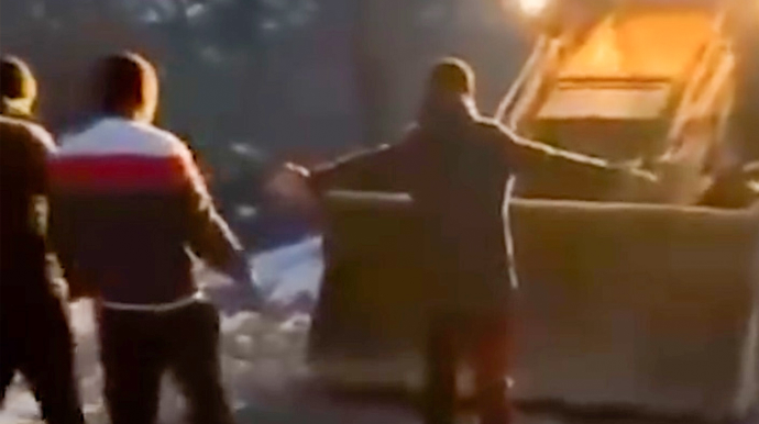 Naxçıvanda vətəndaşların üzərinə traktor sürülüb? - Rəsmi CAVAB   - VİDEO