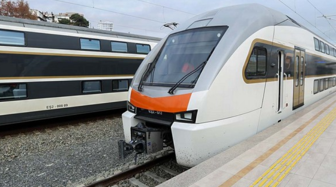 Bakı-Sumqayıt qatarının hərəkəti qismən məhdudlaşdırılır 