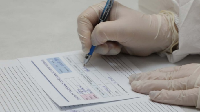 Ölkədə olmayan şəxslərə saxta COVID pasportu verənə cinayət işi AÇILDI 