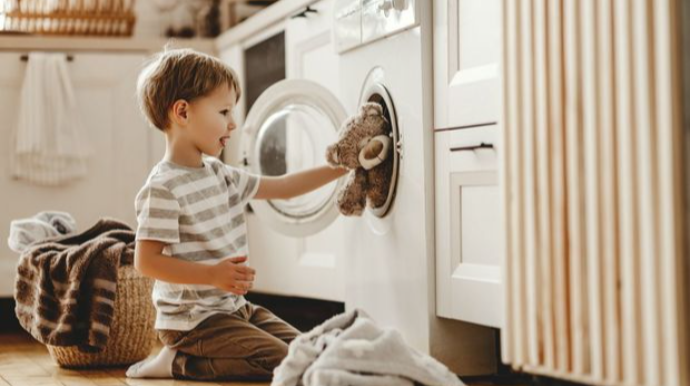 Rusiyada itkin düşən uşağın meyiti öz evindəki paltaryuyan maşından tapıldı