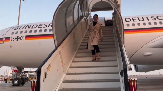 Almaniya XİN rəhbərinin olduğu təyyarə iki dəfə qəza enişi etdi - FOTO 