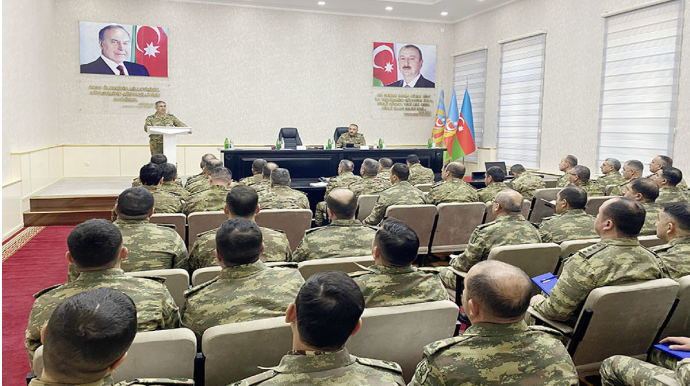 Zakir Həsənov Quru Qoşunlarının qərargahında olub  - FOTO