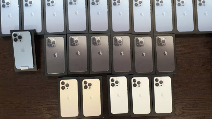Azərbaycan gömrükçüləri 22 ədəd mobil telefon müsadirə edib