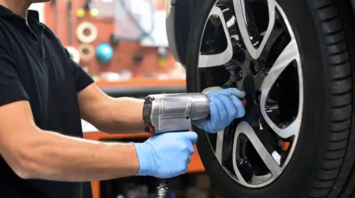 Bərkimiş təkəri necə açmaq olar? - 6 sadə ÜSUL 