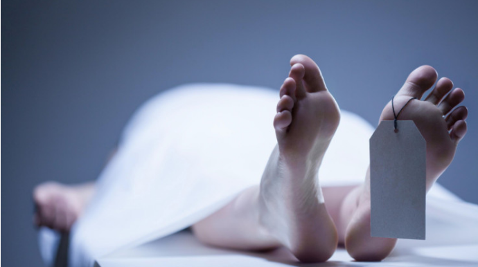 Spirtli içkidən halı pisləşdi, həkimlər gələnəcən keçindi - QAZAXDA 