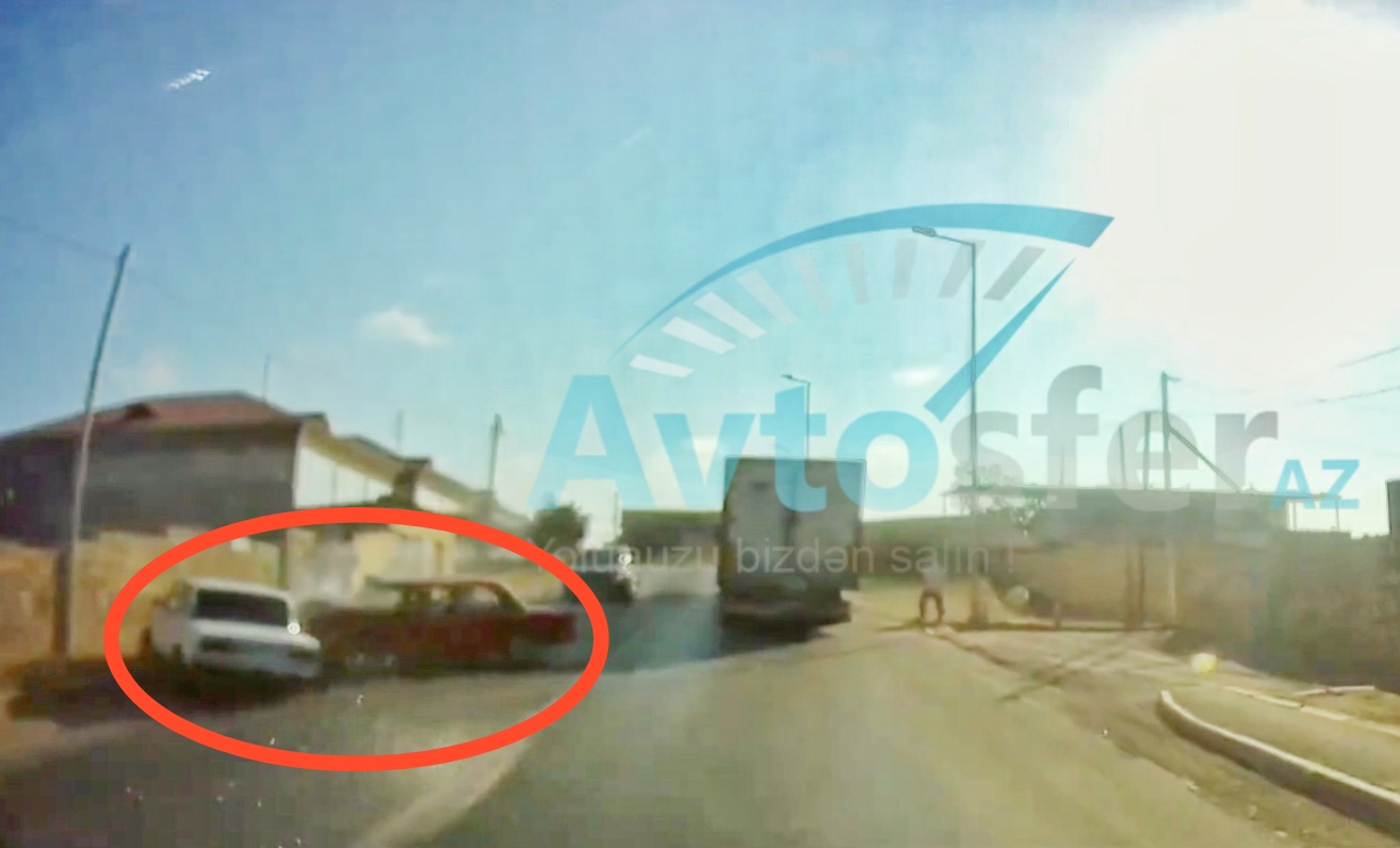 Bakıda əks yola çıxan "07" sürücüsü ağır qəzaya düşdü - ANBAAN VİDEO