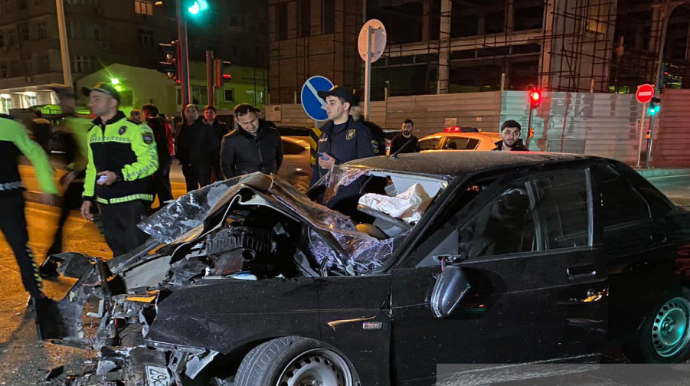 Bakıda “Lada Priora” yük avtomobilinə çırpılıb, ölən və yaralananlar var   - FOTO - VİDEO