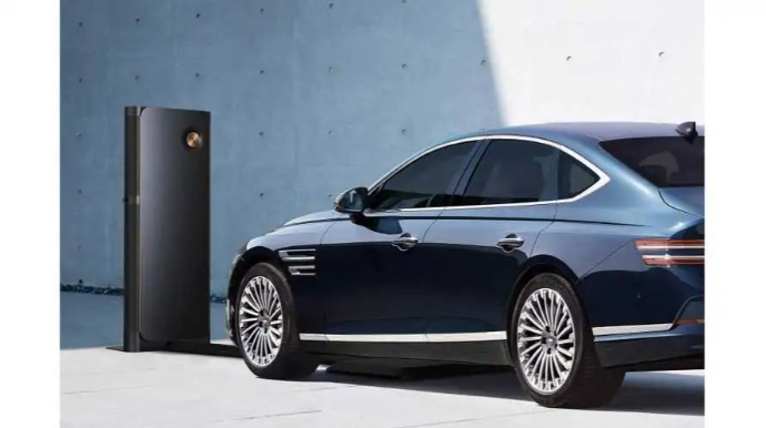 “Genesis” Cənubi Koreyada kabelsiz batareya sistemini test edir  - FOTO