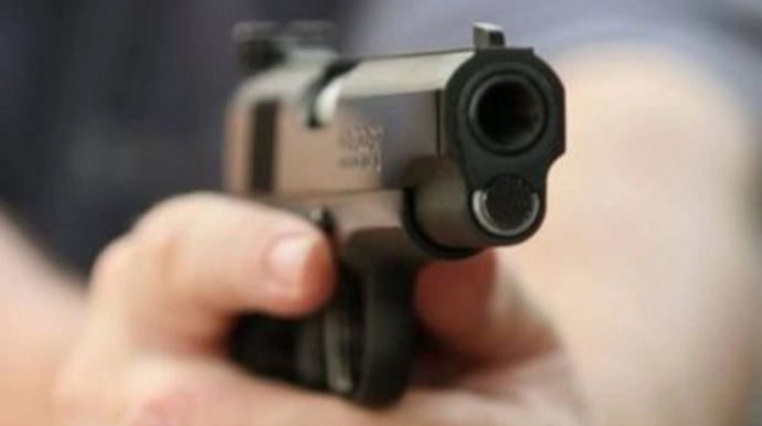 Şəhəridə silahlı insident olub, ölən və yaralanan var