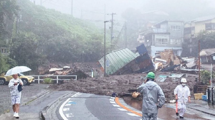 Yaponiyada torpaq sürüşməsi nəticəsində ölənlərin sayı 10-a çatıb