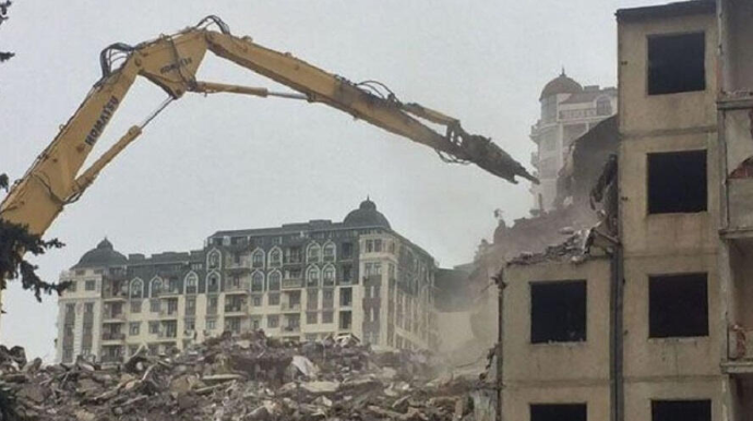 Bakıda bu ərazidə bina söküləcək - Sakinlər kompensasiyadan narazıdı   - VİDEO