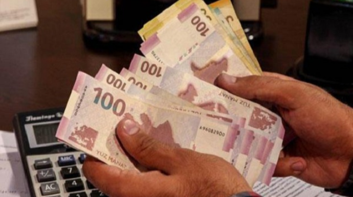 Azərbaycanda bu şəxslərin maaşları artdı - SİYAHI 