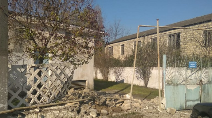 Lənkəranda 17 yaşlı oğlan atasının avtomobili ilə qəza törədib  - FOTO