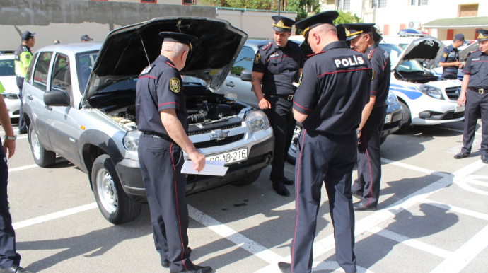 Şəkidə polisin xidməti avtomobillərinin sazlığı yoxlanılıb - FOTO