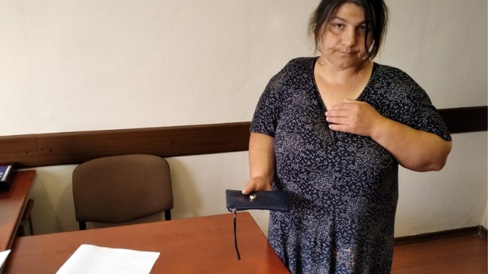 Fırıldaqçı falçı və əri saxlanılıb - avtomobildən silah aşkarlanıb  - FOTO