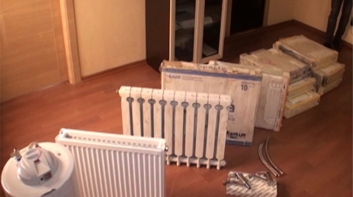 Bakıda evin radiatorlarını söküb oğurladılar 