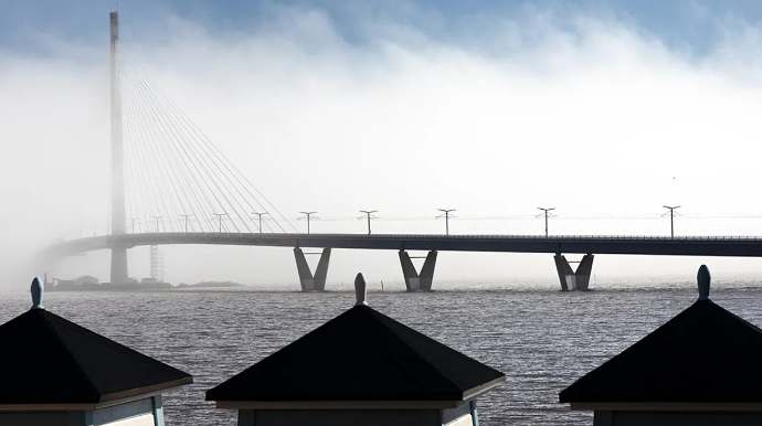 Dünyanın ən uzun piyada körpülərindən biri açıldı 