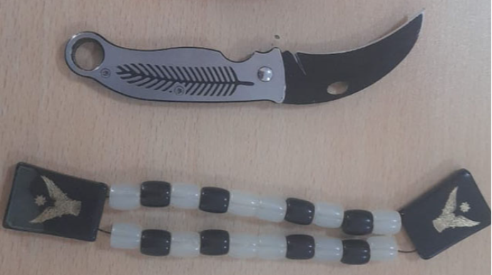 İmtahana təsbeh, bıçaqla gələn abituriyentlər...  - FOTO