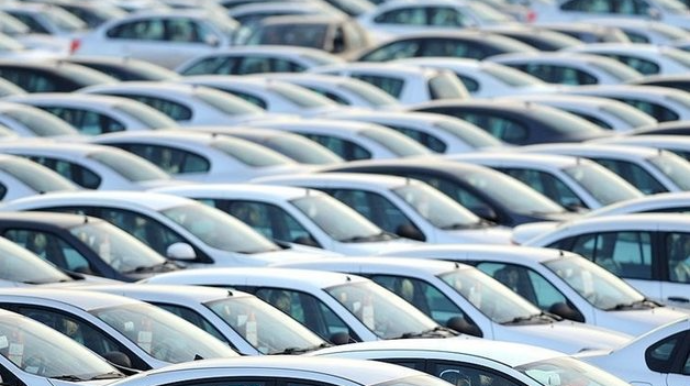 Dizellə çalışan avtomobil satışı azaldı - Hibrid avtomobillərinin satışları artdı  