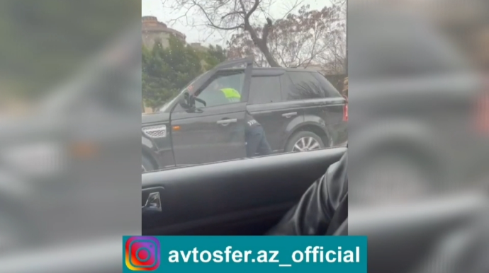 Yol polisi "Range Rover"lə görün nə edir   - VİDEO