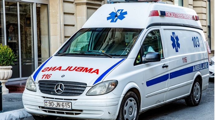 Evlərə çağırılan təcili yardım niyə gecikir?