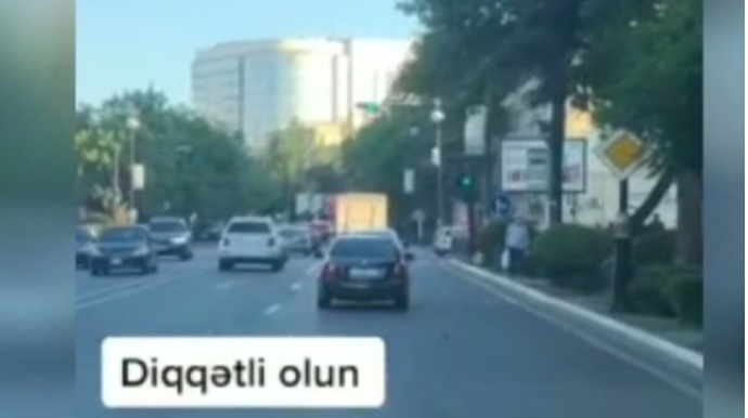 Bakıda bu yolda sürücüləri sürpriz gözləyir   - VİDEO