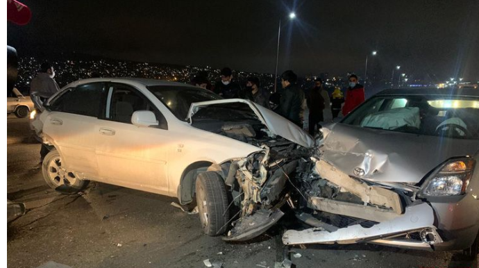 Bakı-Sumqayıt yolunda qəza: 3 nəfər xəsarət alıb   - FOTO