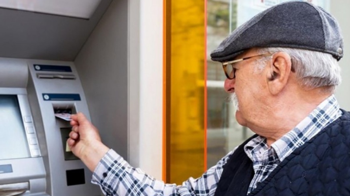 Bakı, Abşeron, Sumqayıt və Naxçıvanda pensiyalar ödənildi