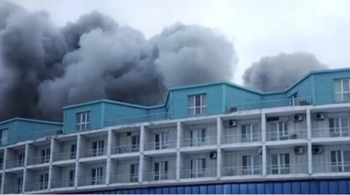 Bakıda məşhur hoteldə yanğın baş verib - FOTO - VİDEO 