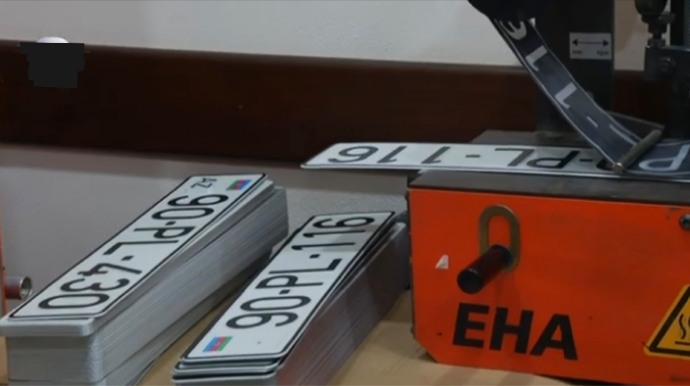 Zədələnmiş nömrəni dəyişmək üçün avtomobili DYP-yə aparmaq vacibdir? - QANUNLA BELƏDİR - VİDEO