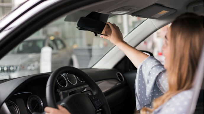 Sükan arxasında özünəinamın sirri - Sadə addımlar 