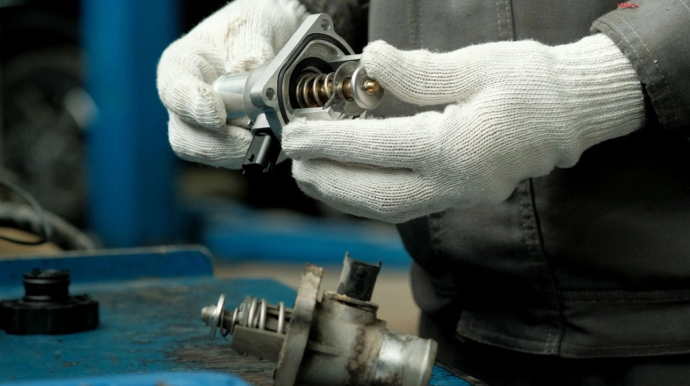 Termostat nədir və onu ev şəraitində necə yoxlamaq olar? - FOTO