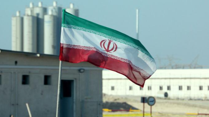 Buşehr Atom Elektrik Stansiyası yaxınlığına mərmi düşdü - Ölən var 